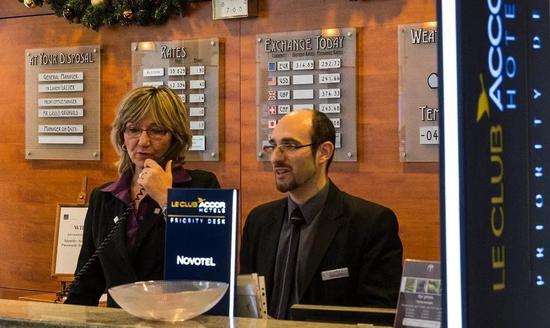 check in 入住酒店